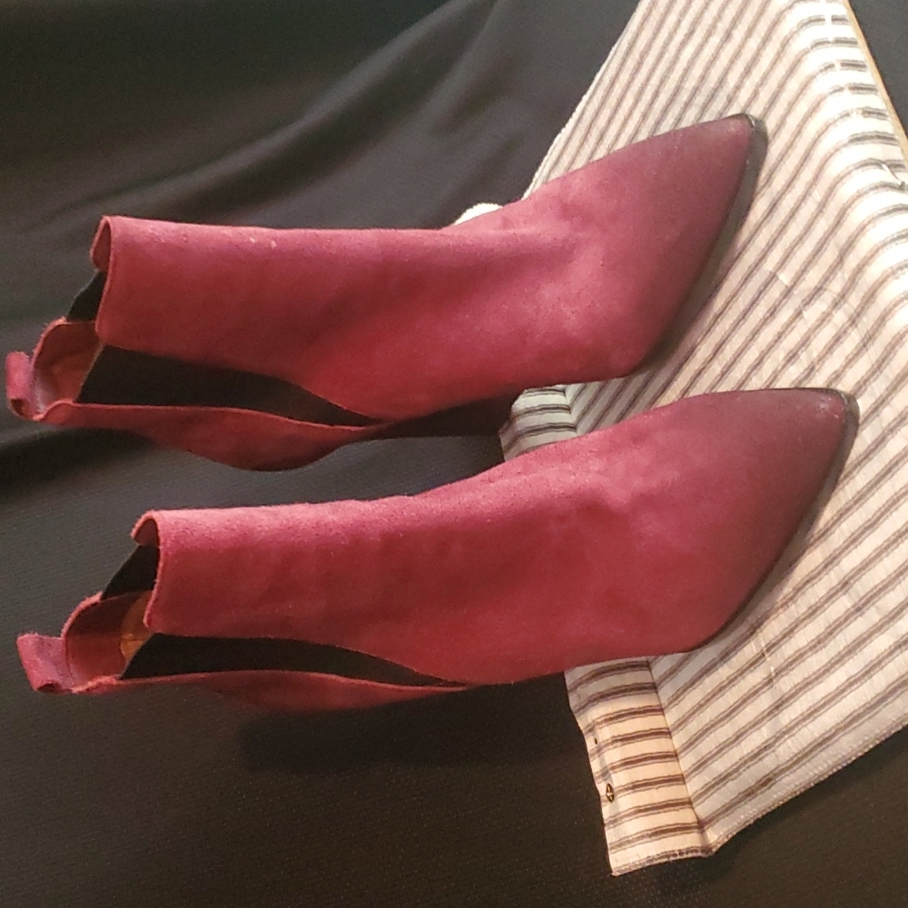 Linea Paolo, size 9, Chelsea boots